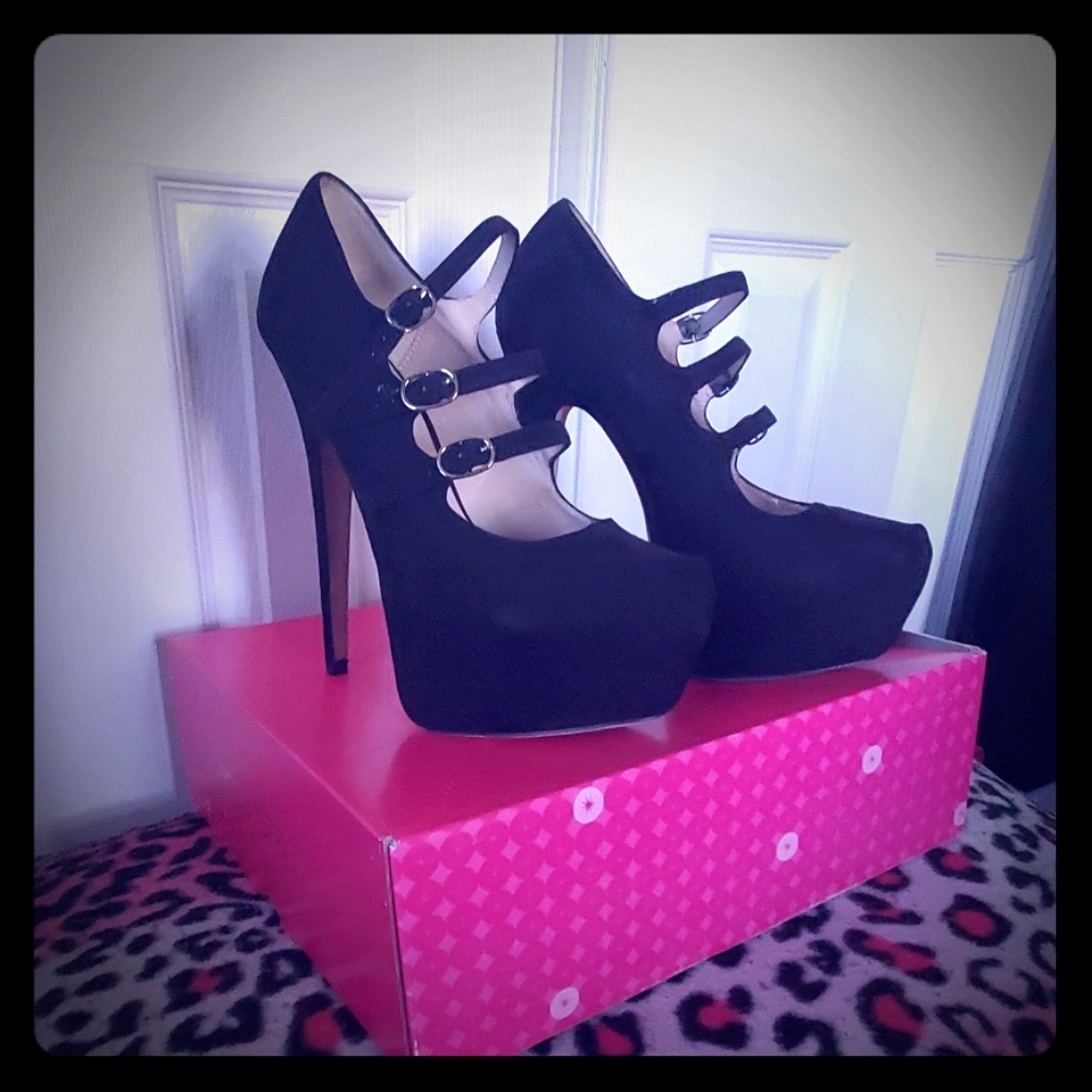 Shoes